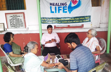 Regular Health checkup and medicine supply at Konnnagar Matriashram: 